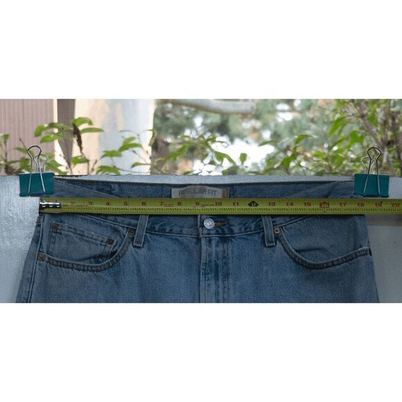 Levis 505 Regular Fit Light‎ Blue Jeans **THRASHED** 36x34 - Picture 4 of 8